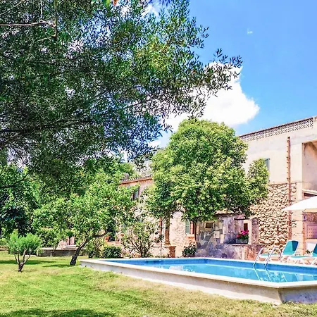 Punxa Villa *