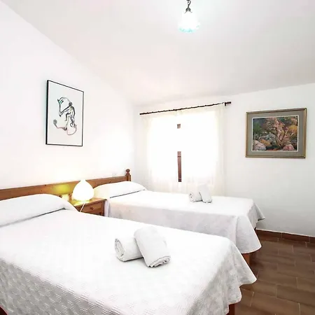 Punxa Villa *